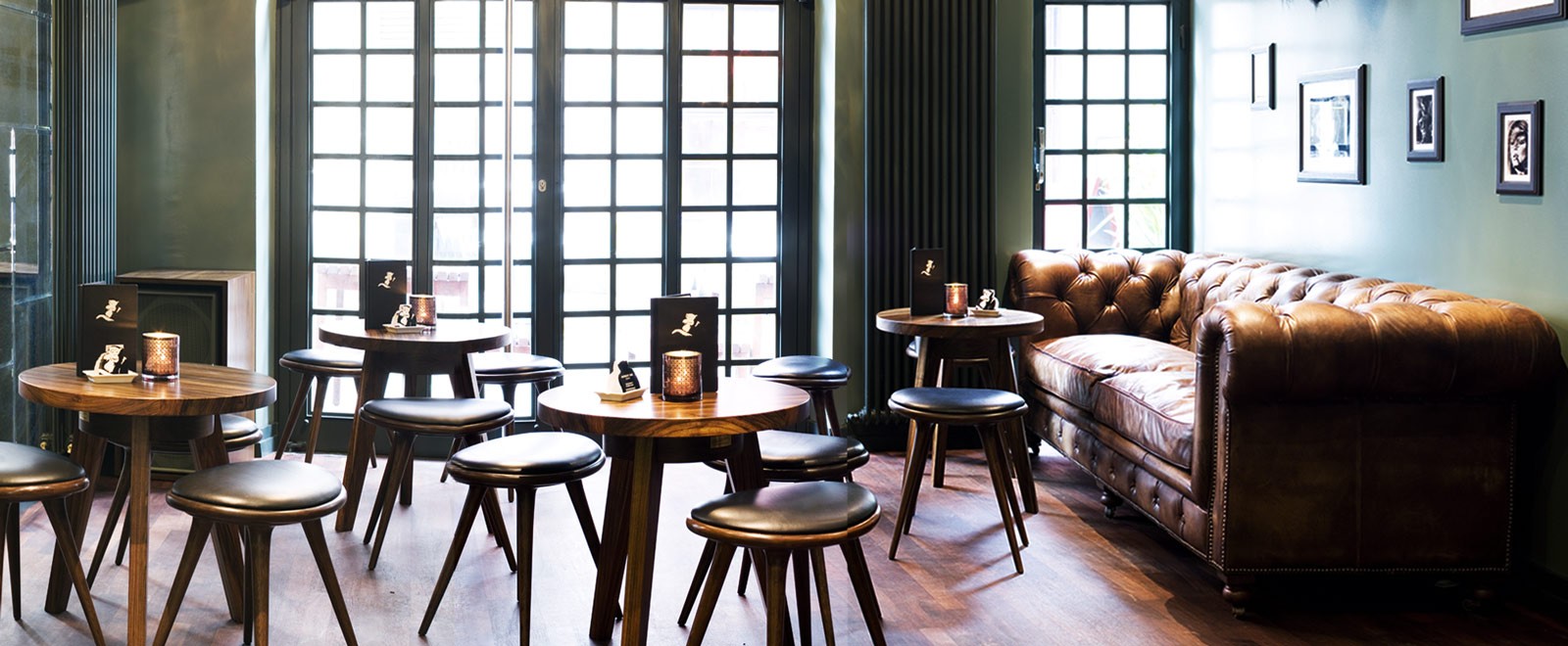DYER-SMITH FREY - Interior & Branding - Zurich
