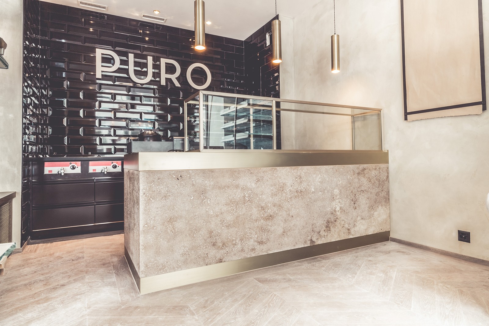 PURO - THE SOCIAL CLUB