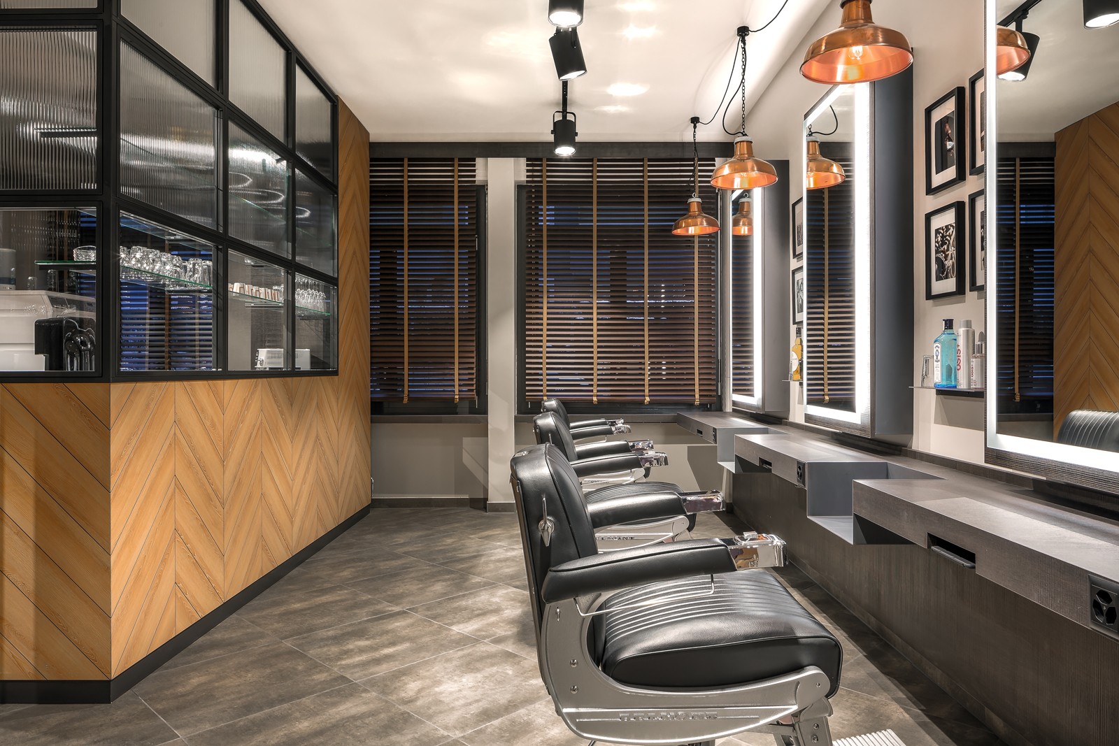 HAIRSTYLIST PIERRE – SEEFELD | DYER-SMITH FREY - Interior & Branding ...